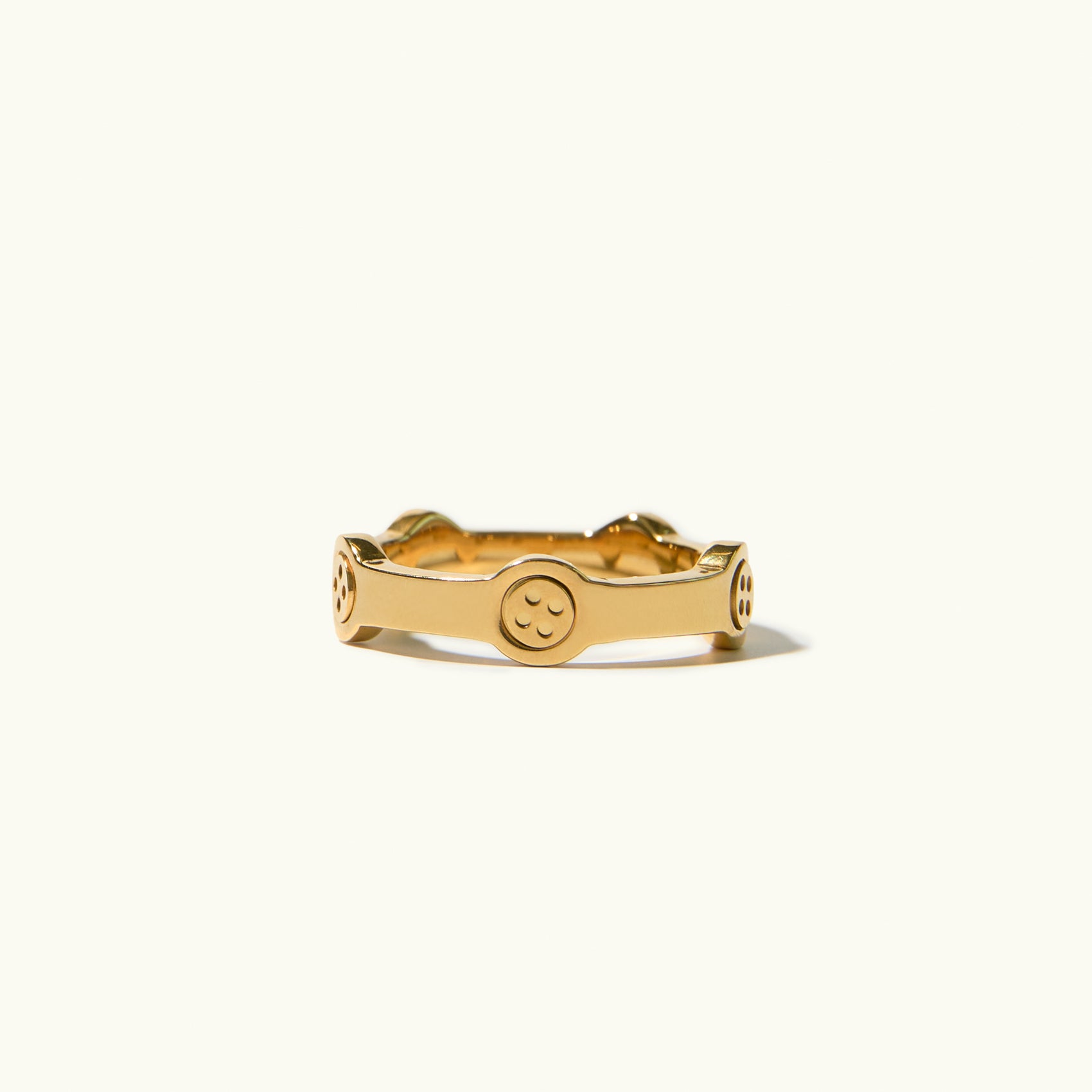Button Ring